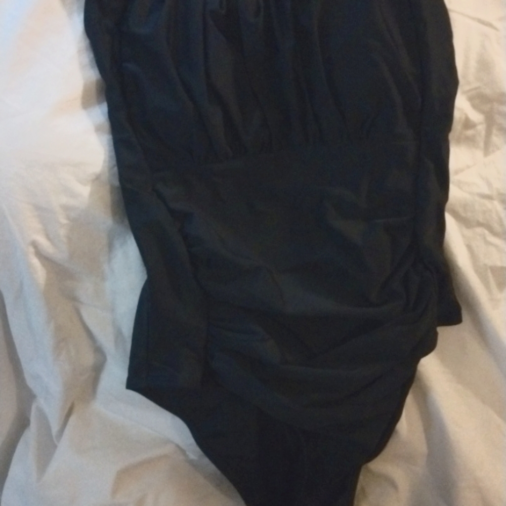 Swim Suit, Size Medium One Piece Black